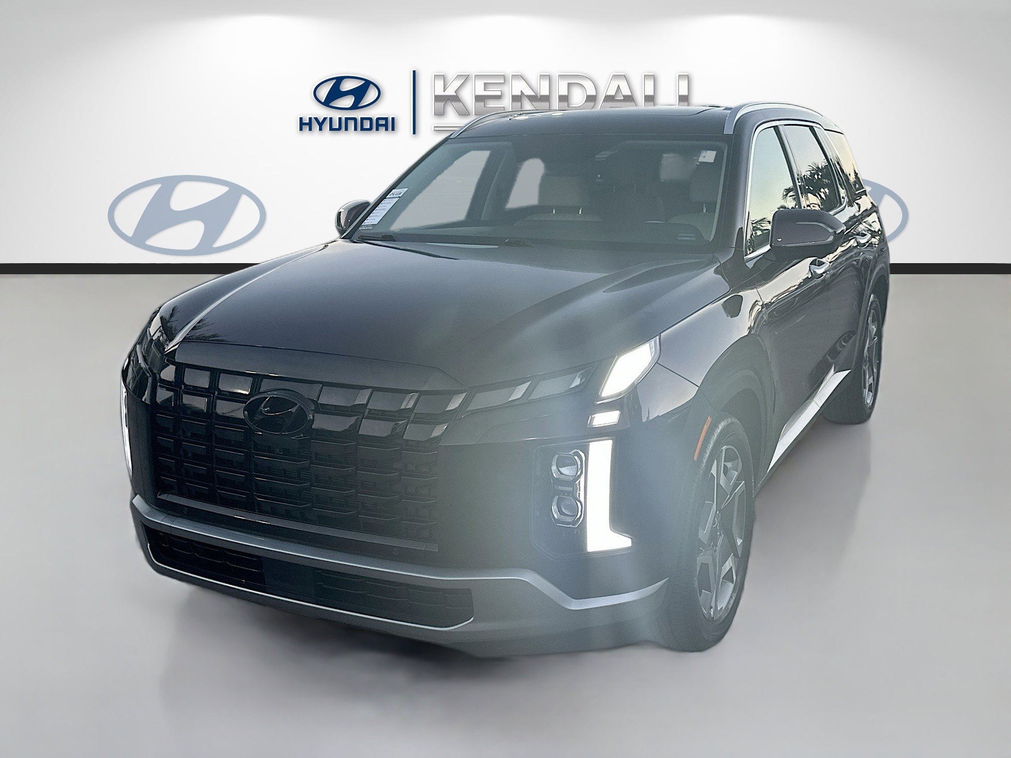 Certified 2024 Hyundai Palisade Limited image 3
