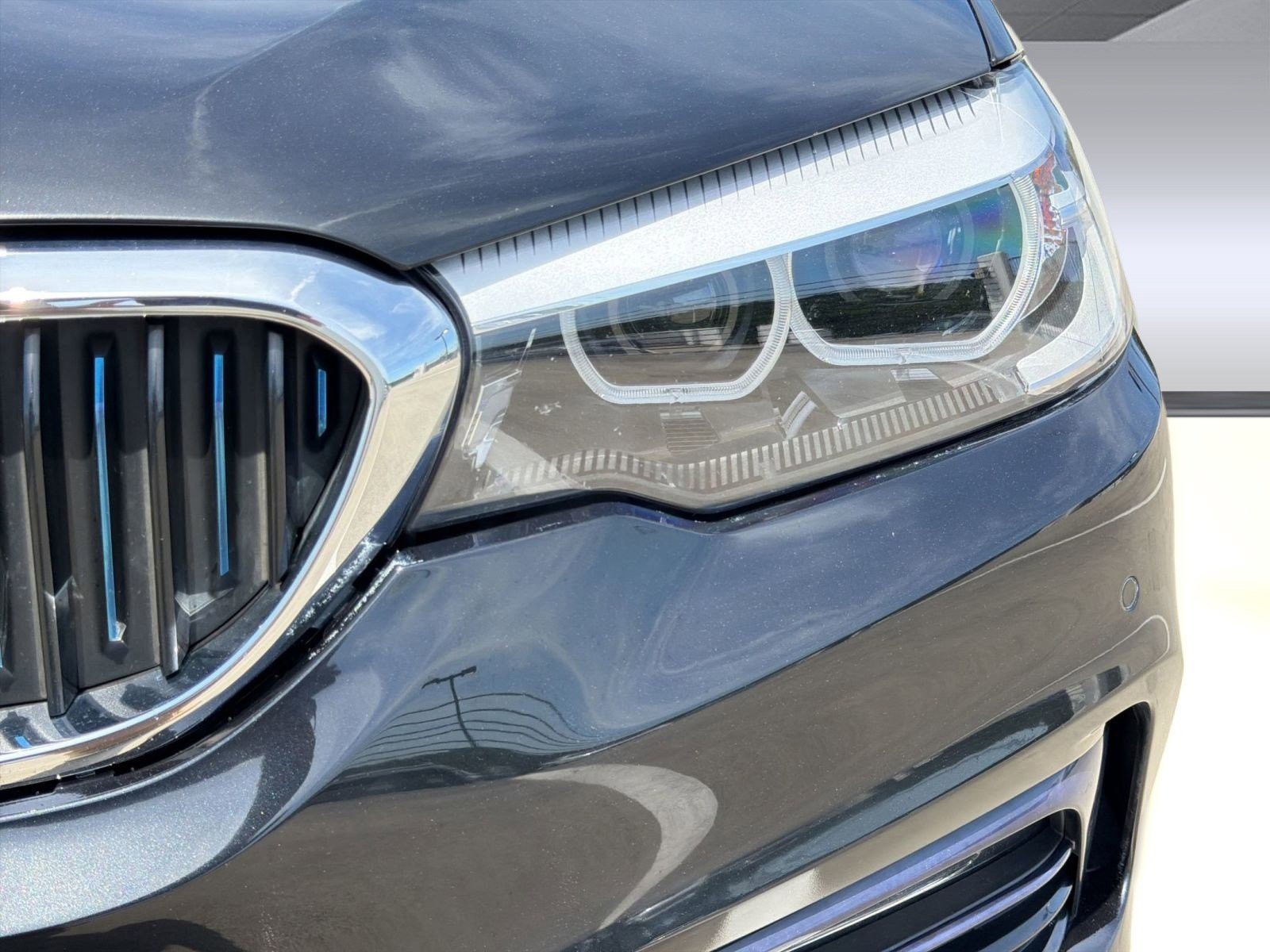 Used 2018 BMW 530e xDrive AWD/4WD image 10