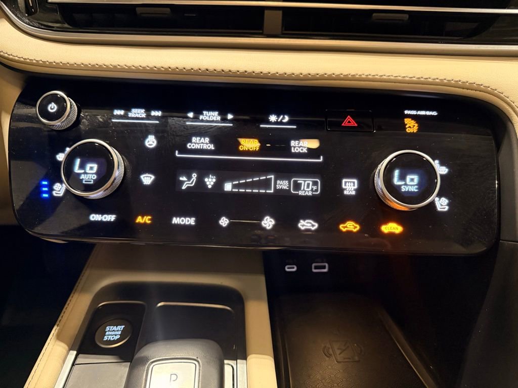 Used 2023 INFINITI QX60 Sensory w/ Vision Package AWD/4WD image 27