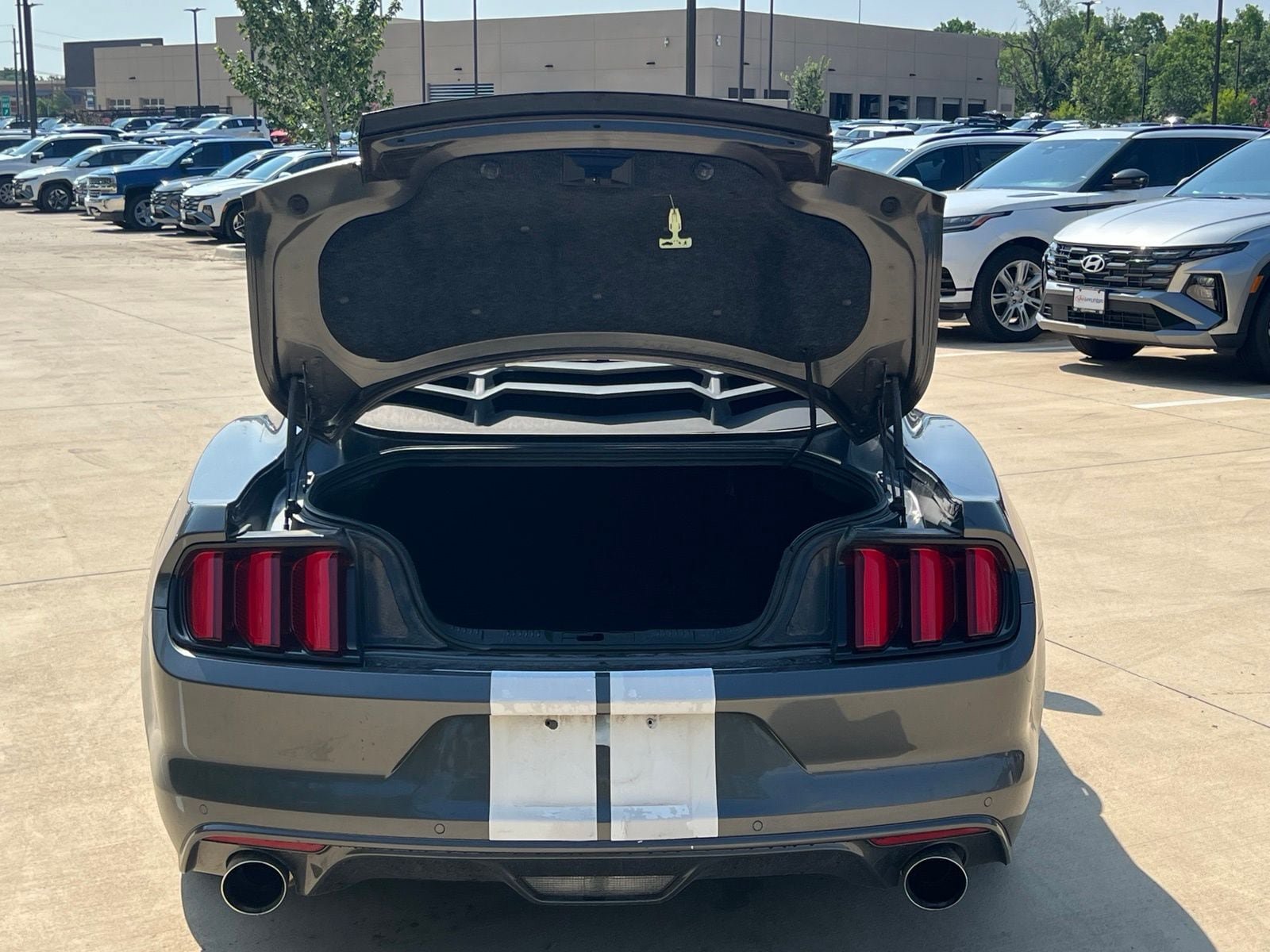 Used 2015 Ford Mustang GT RWD image 14