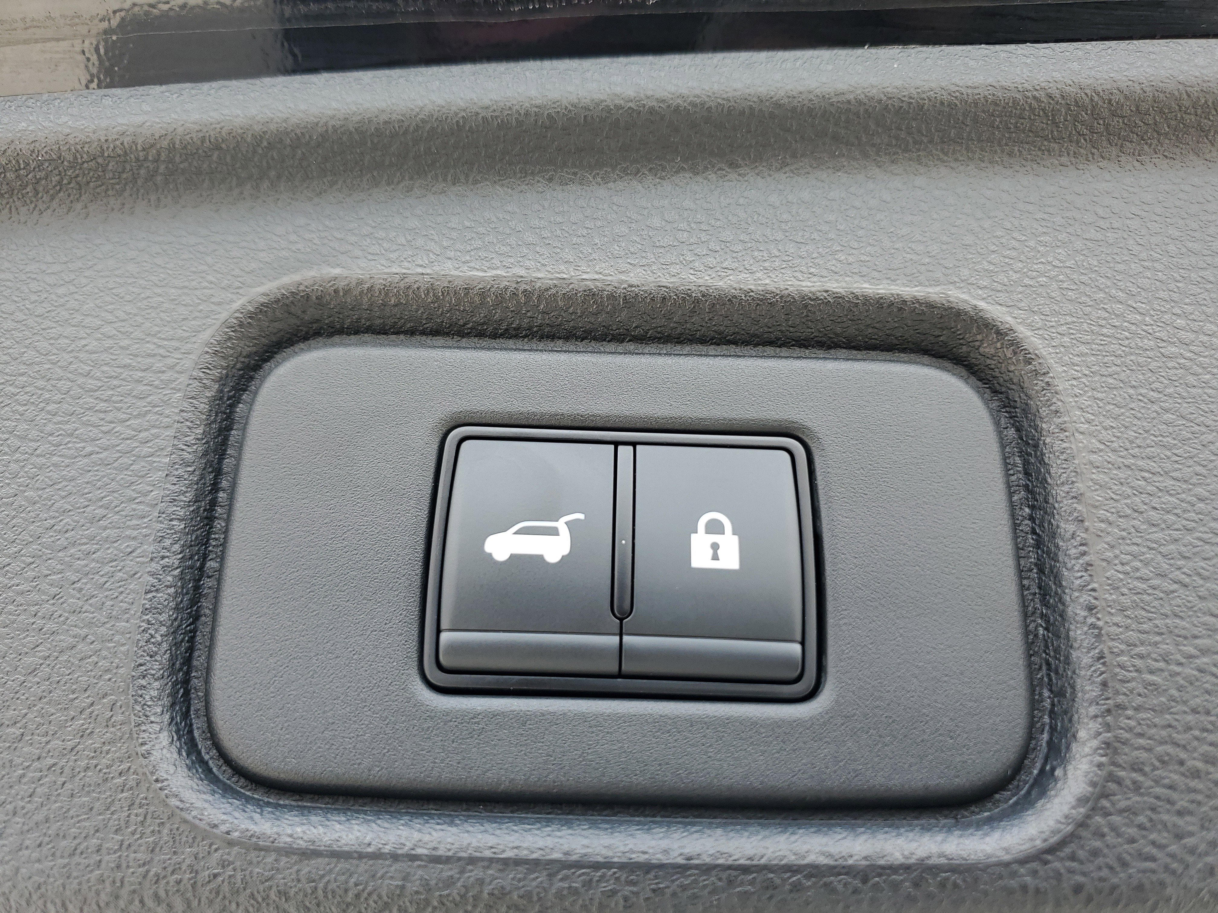 Certified 2024 Nissan Pathfinder Platinum w/ Cargo Package image 17