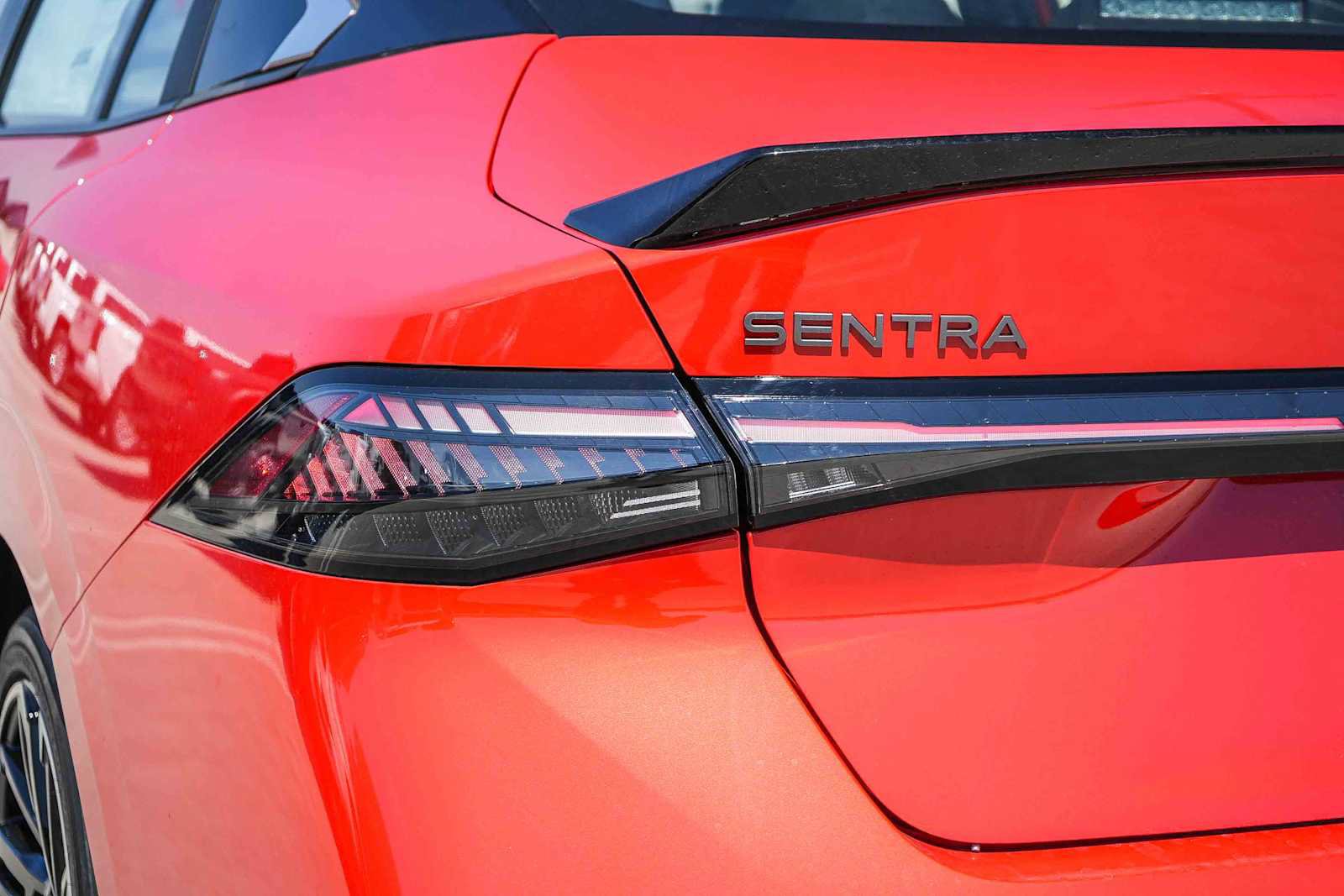 New 2027 Nissan Sentra SR w/ Floor Mat Package FWD image 9