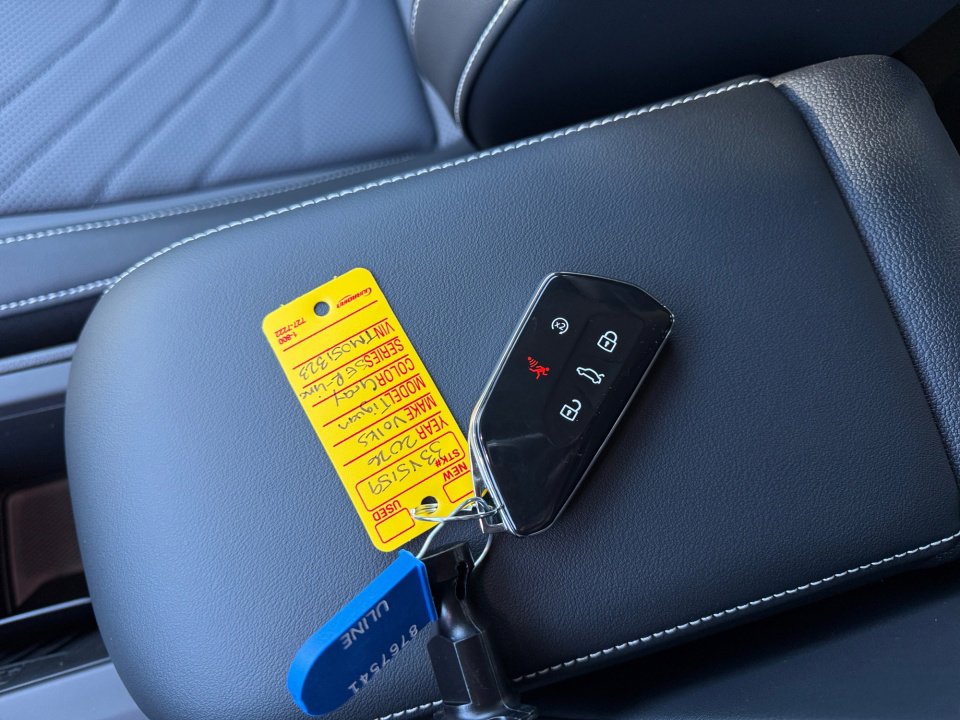 New 2026 Volkswagen Tiguan SE R-Line image 34