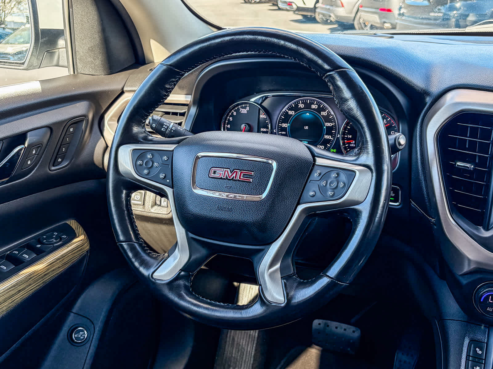 Used 2019 GMC Acadia Denali w/ Technology Package image 14