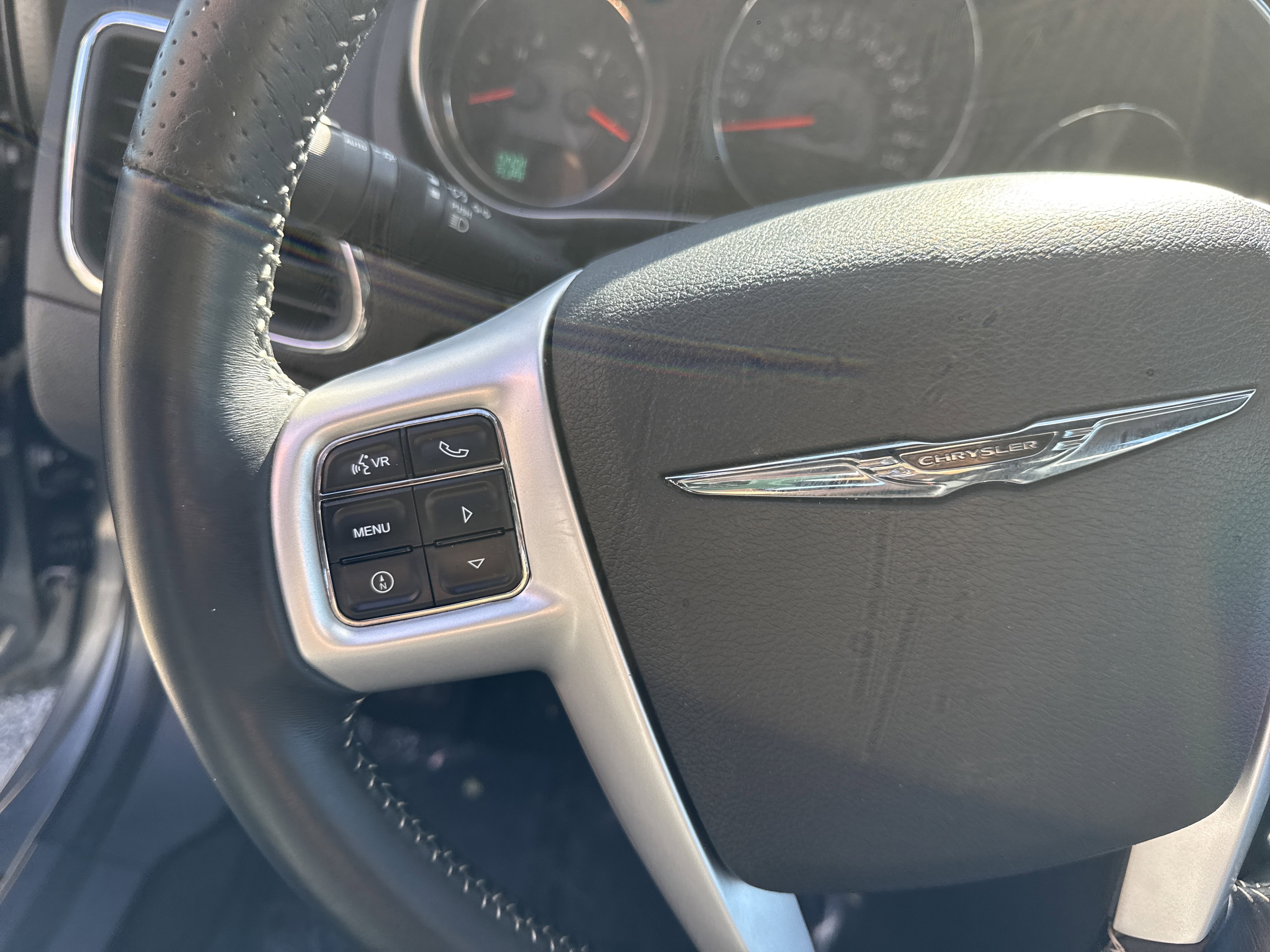 Used 2013 Chrysler 200 S image 18