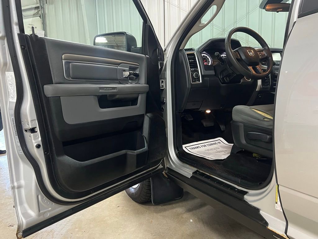 Used 2017 RAM 1500 Classic SLT image 17