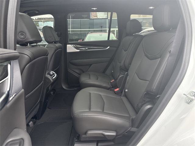 New 2025 Cadillac XT6 Sport w/ Technology Package image 16
