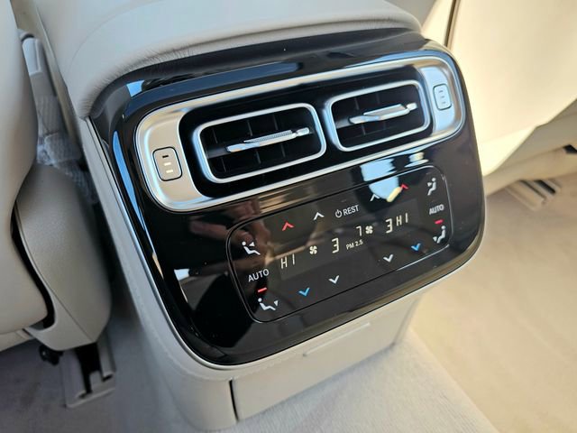 New 2026 Mercedes-Benz S 580 4MATIC Sedan image 25