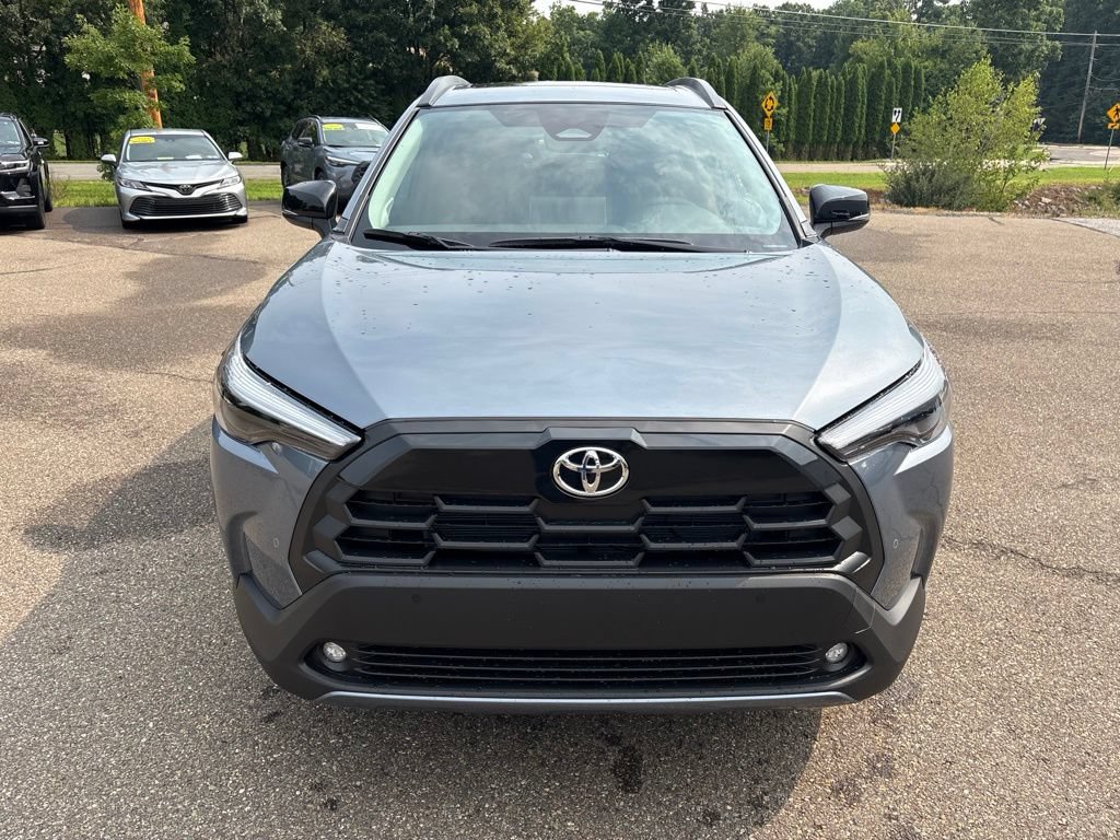 Used 2026 Toyota Corolla Cross XLE AWD/4WD image 9