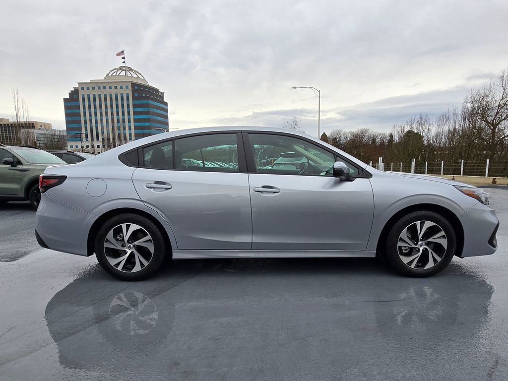Used 2025 Subaru Legacy Premium image 2