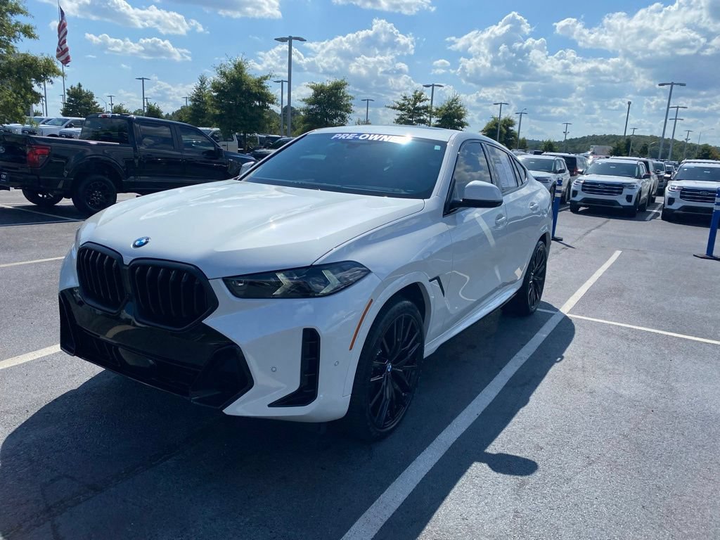 Used 2026 BMW X6 xDrive40i w/ Climate Comfort Package AWD/4WD image 4