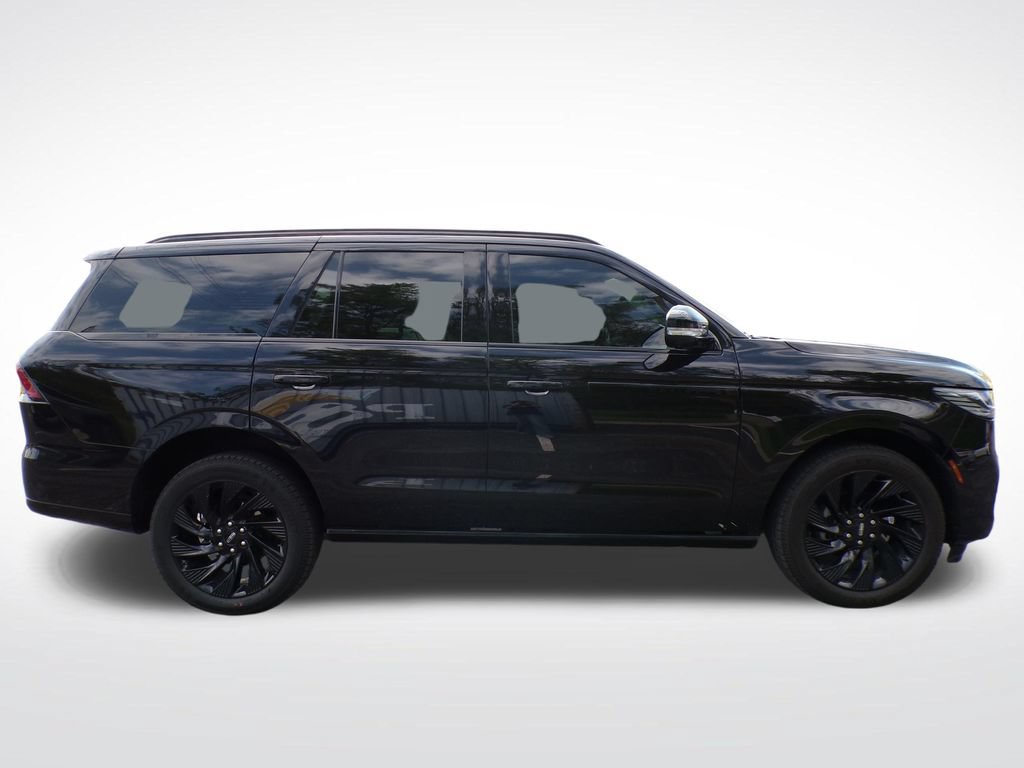 Used 2025 Lincoln Navigator Reserve w/ Jet Appearance Package AWD/4WD image 6