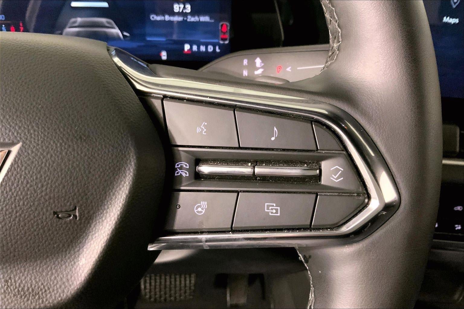 Used 2025 Chevrolet Equinox LT AWD/4WD image 19