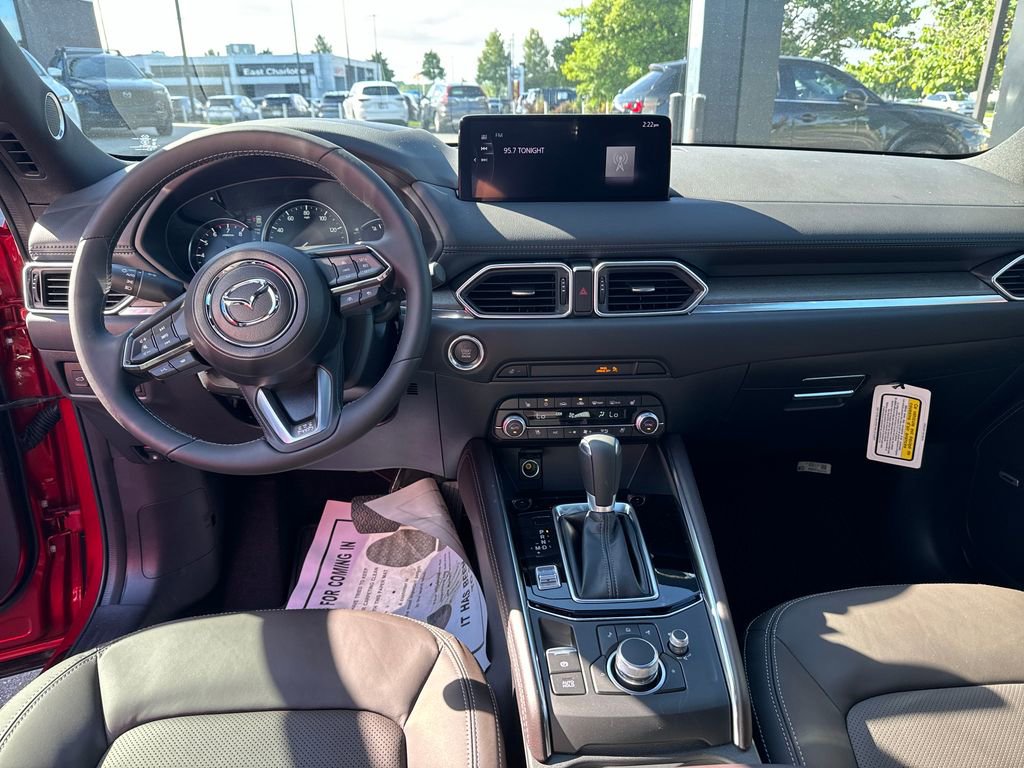 New 2025 MAZDA CX-5 Signature image 21