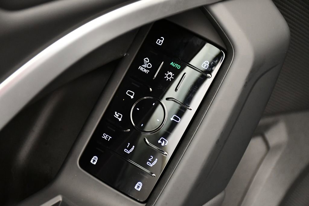 Certified 2025 Audi Q5 2.0T Premium Plus w/ Premium Plus image 33