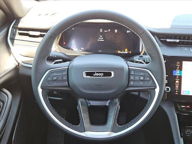 New 2026 Jeep Grand Cherokee Limited w/ Limited Altitude Package AWD/4WD image 11