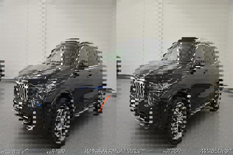 Used 2025 BMW X5 sDrive40i image 3