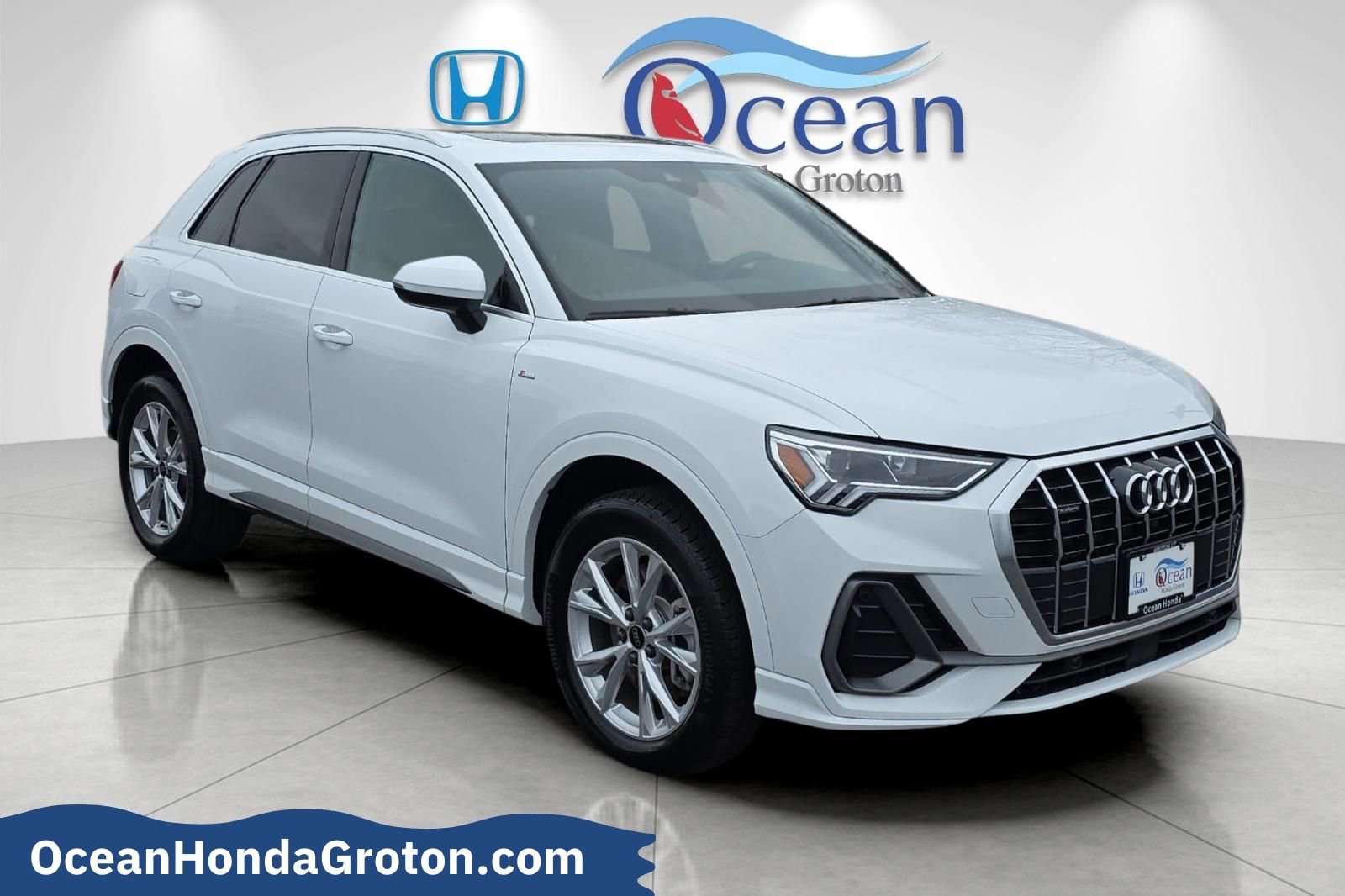 Used 2025 Audi Q3 2.0T Premium image 1