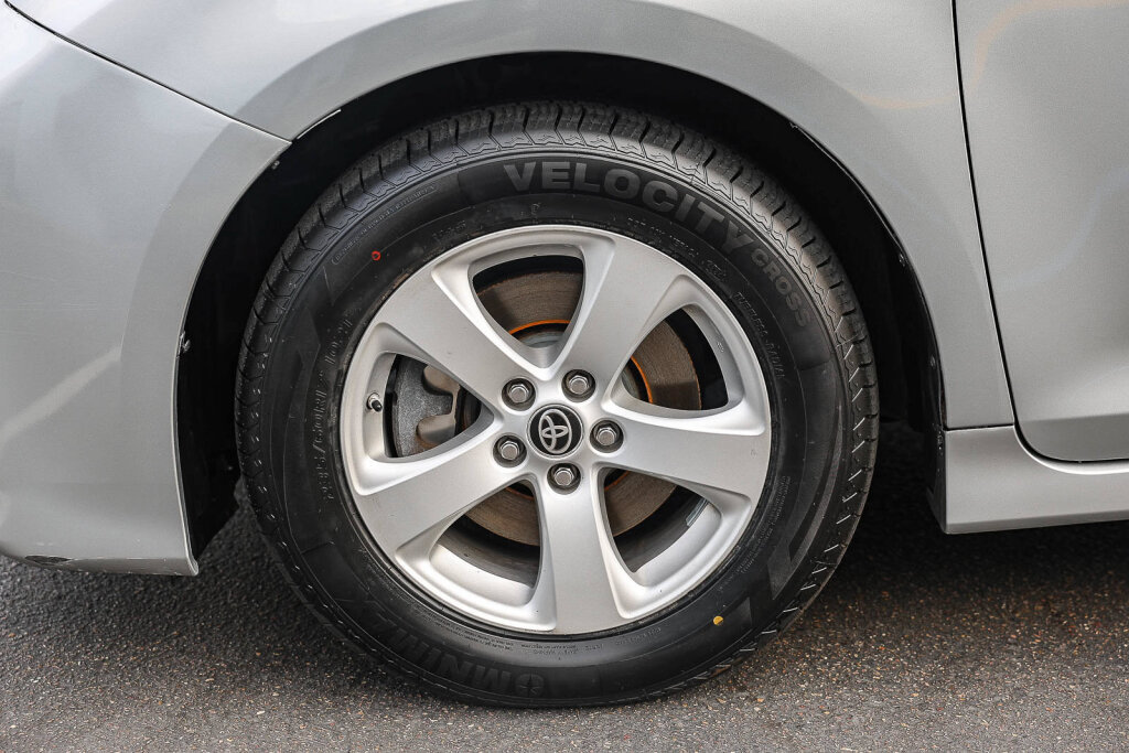 Used 2020 Toyota Sienna LE FWD image 30
