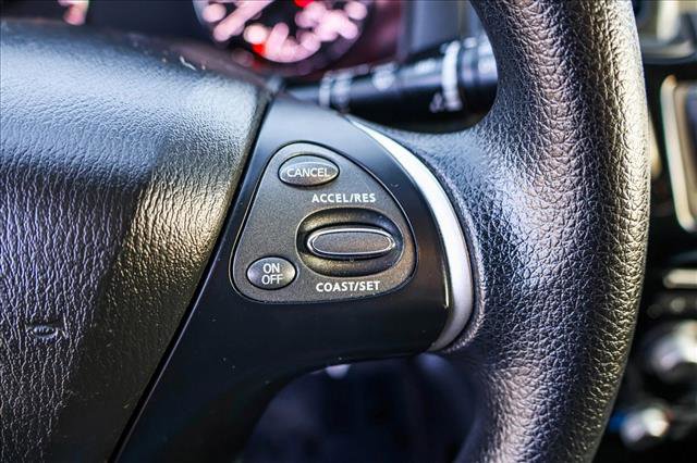 Used 2018 Nissan Pathfinder S image 15