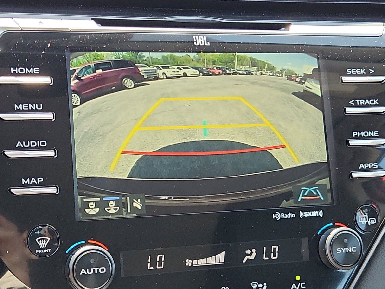 Used 2019 Toyota Camry XLE w/ Navigation Package FWD image 24
