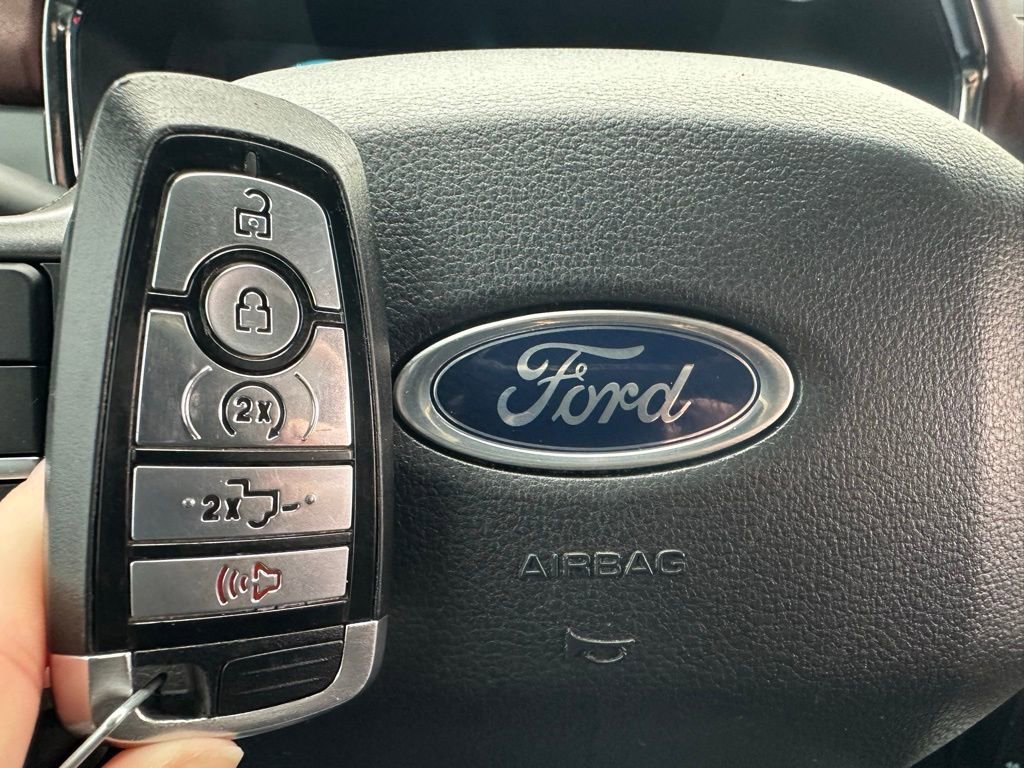 Used 2022 Ford F150 Lariat w/ Equipment Group 502A High image 50