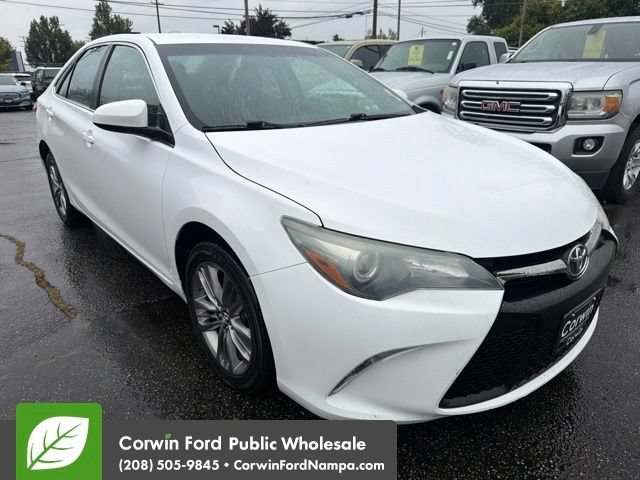 Used 2016 Toyota Camry SE FWD image 3