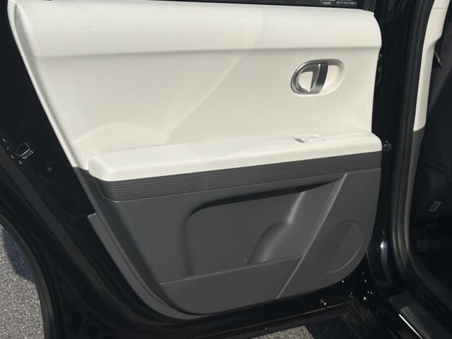 Certified 2024 Hyundai Ioniq 5 SE RWD image 24