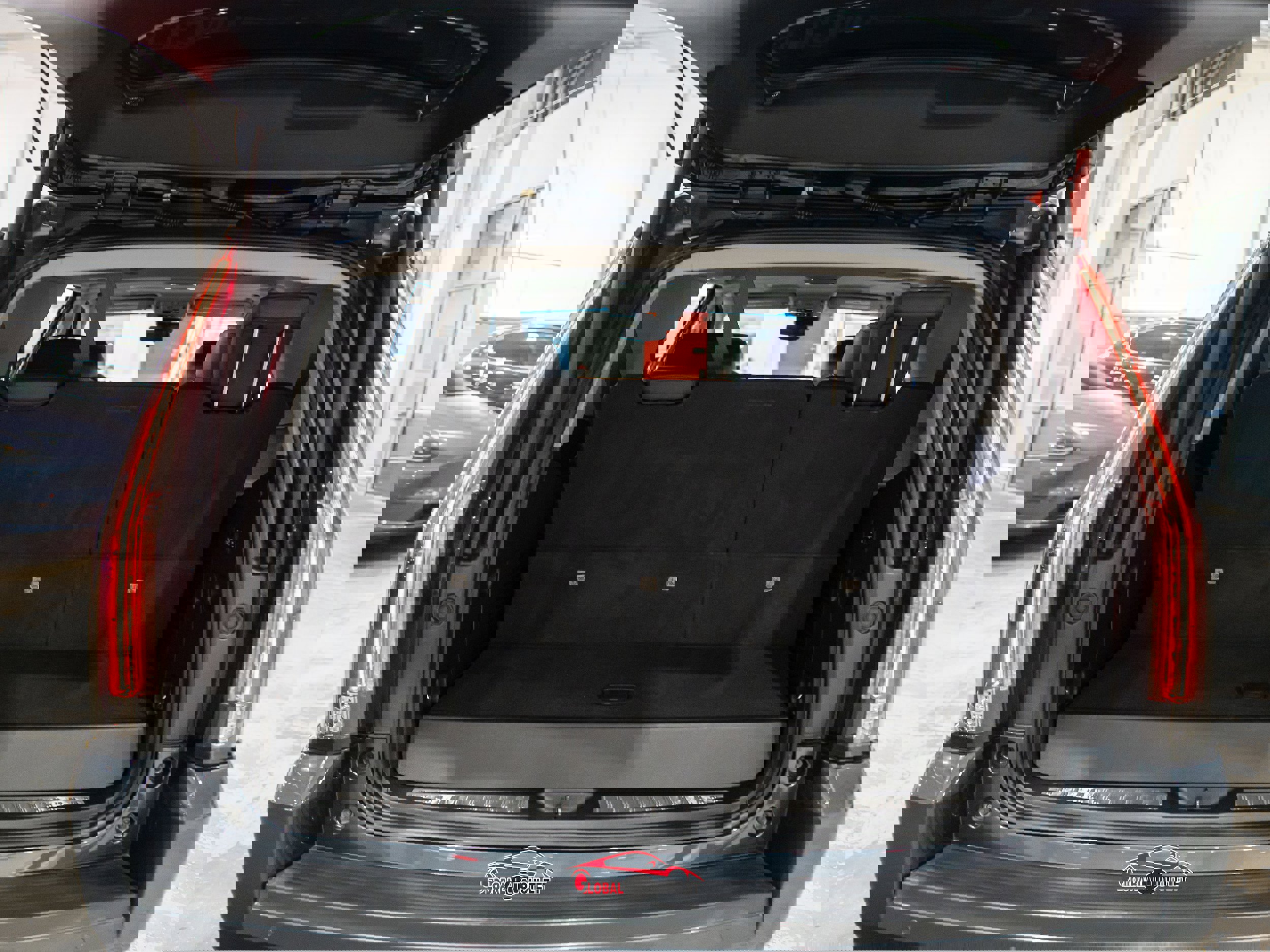 Used 2020 Cadillac Escalade Luxury AWD/4WD image 49