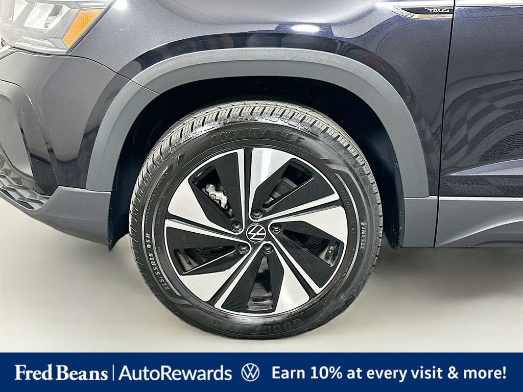 Certified 2023 Volkswagen Taos SE AWD/4WD image 35