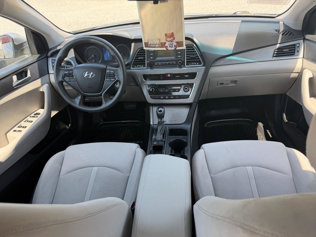 Used 2017 Hyundai Sonata SE image 19