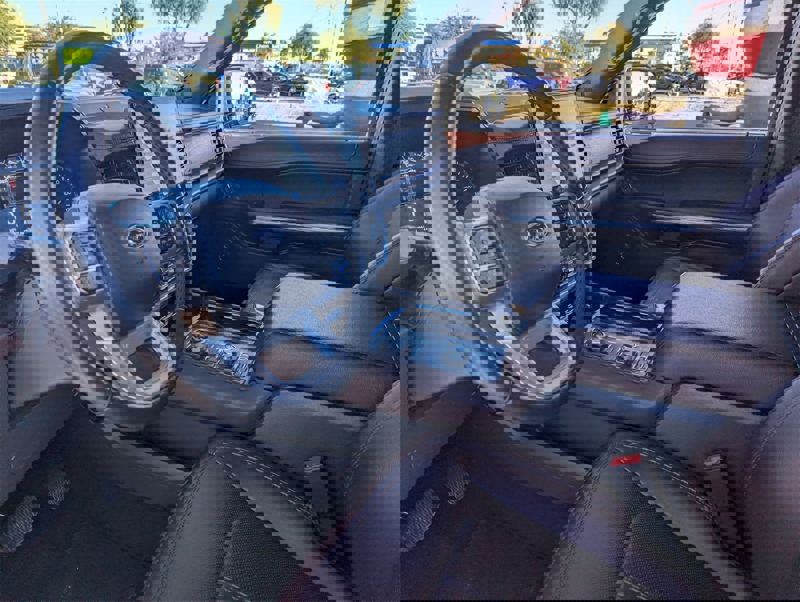 Certified 2024 Ford Expedition Limited image 25