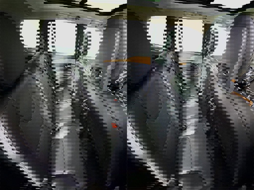 Used 2022 Volvo XC90 T8 Inscription Expression w/ Protection Package Premier image 22