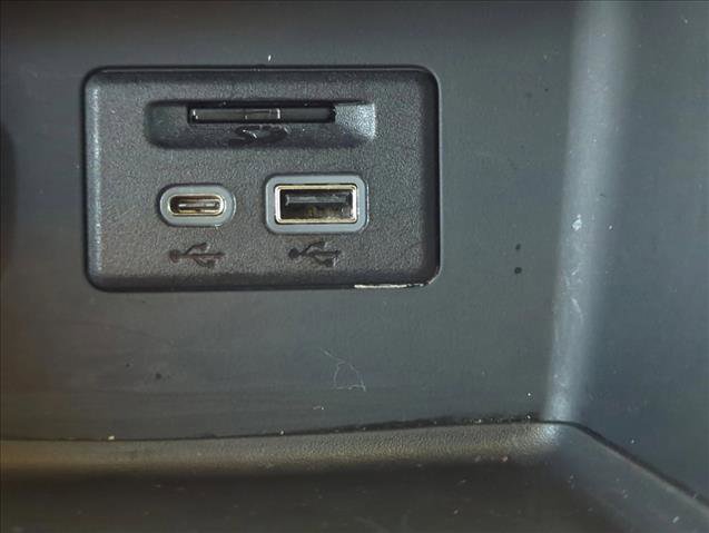 Used 2023 GMC Acadia AT4 w/ Technology Package image 20