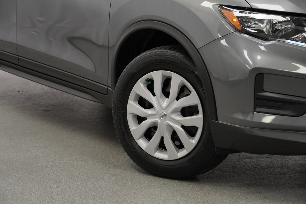 Used 2020 Nissan Rogue S AWD/4WD image 4