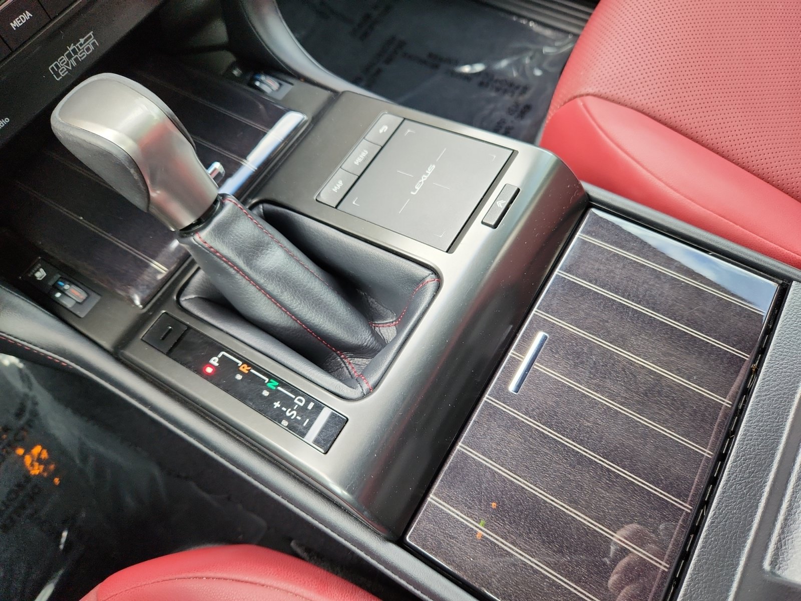 Used 2022 Lexus GX 460 Premium w/ Accessory Package AWD/4WD image 15