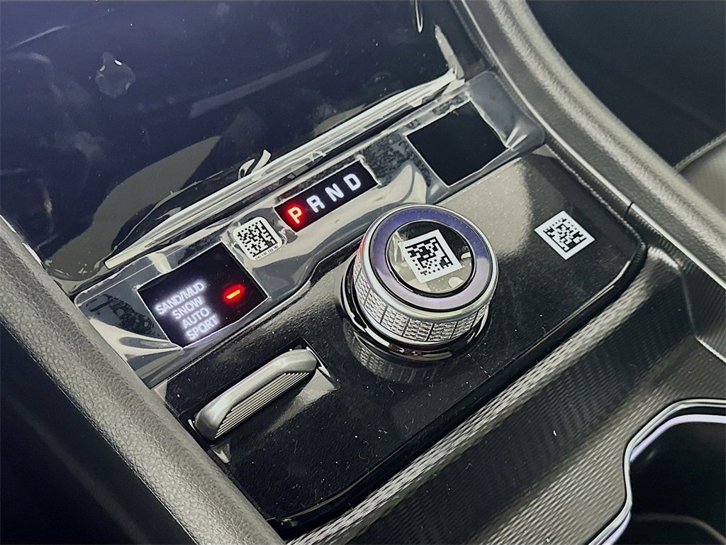 New 2025 Jeep Grand Cherokee L Limited image 12