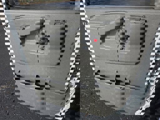 Used 2025 Chevrolet Express 2500 w/ Driver Convenience Package image 19