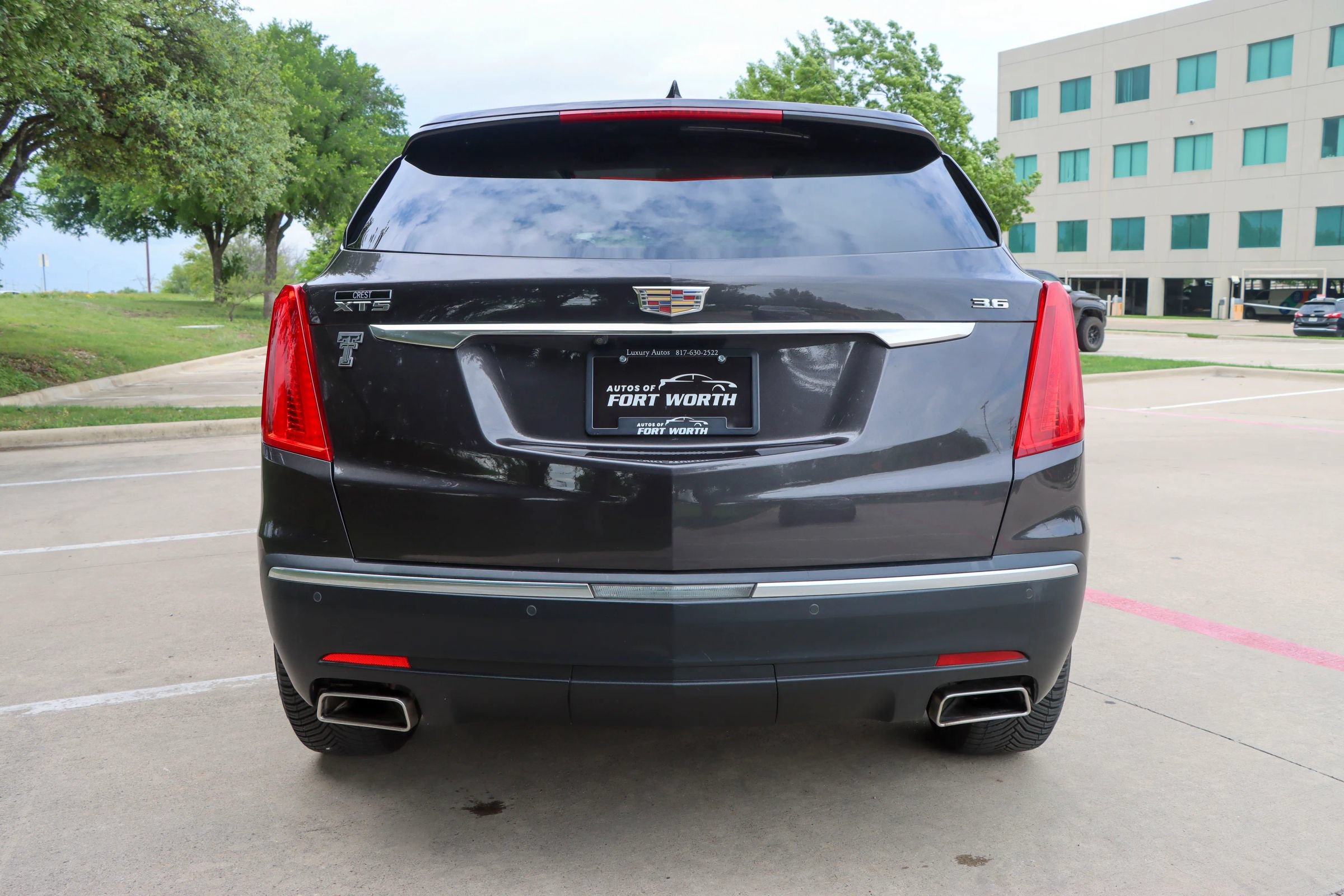 Used 2019 Cadillac XT5 Premium Luxury w/ Driver Assist Package FWD image 6