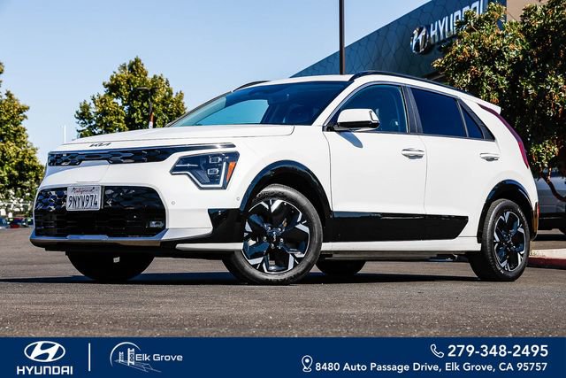Used 2024 Kia Niro Wave FWD image 1
