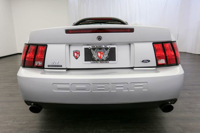 Used 2004 Ford Mustang Cobra RWD image 32