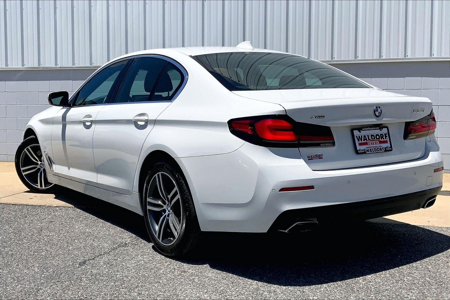 Used 2022 BMW 530i xDrive w/ Premium Package AWD/4WD image 15