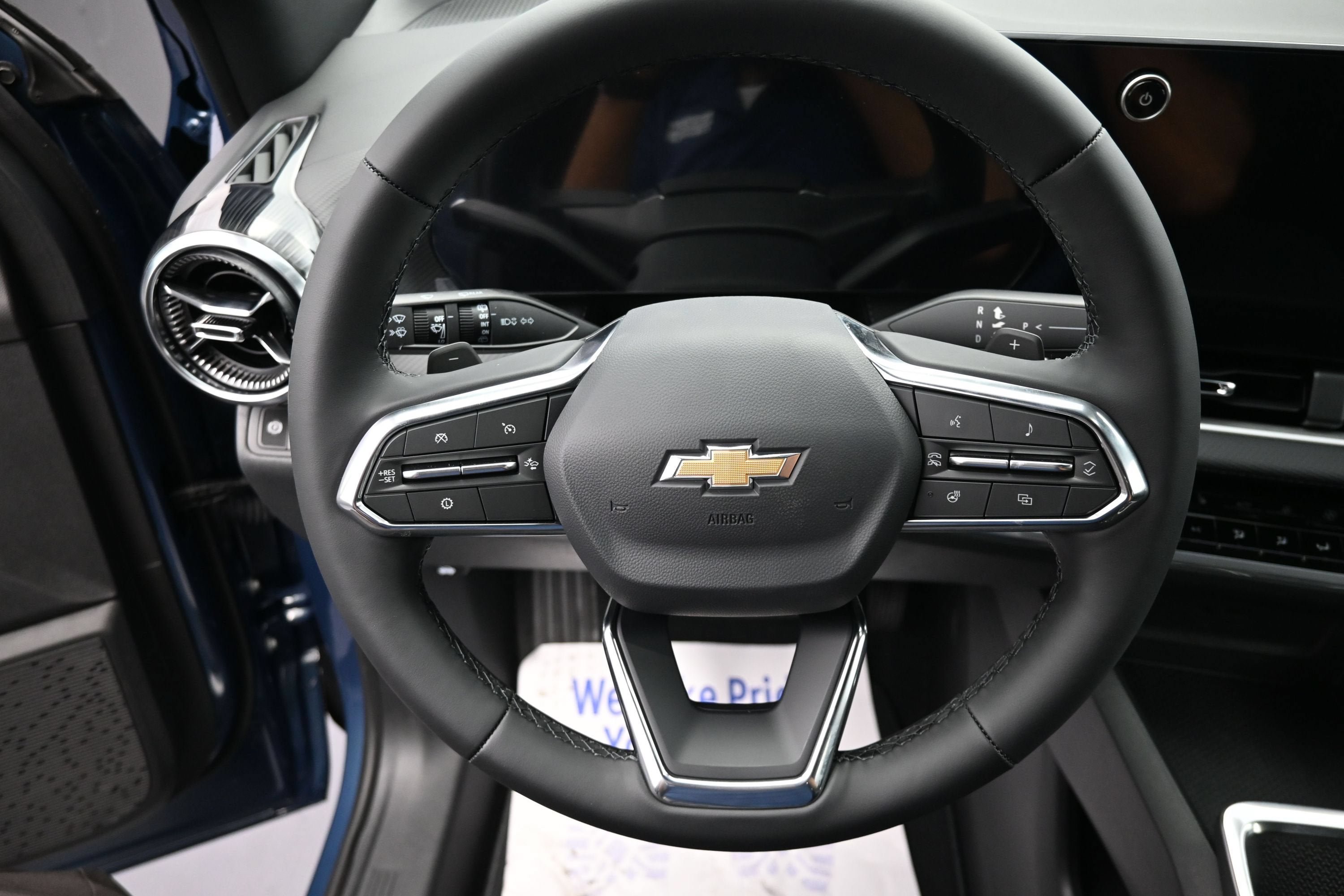 New 2027 Chevrolet Equinox LT FWD image 12