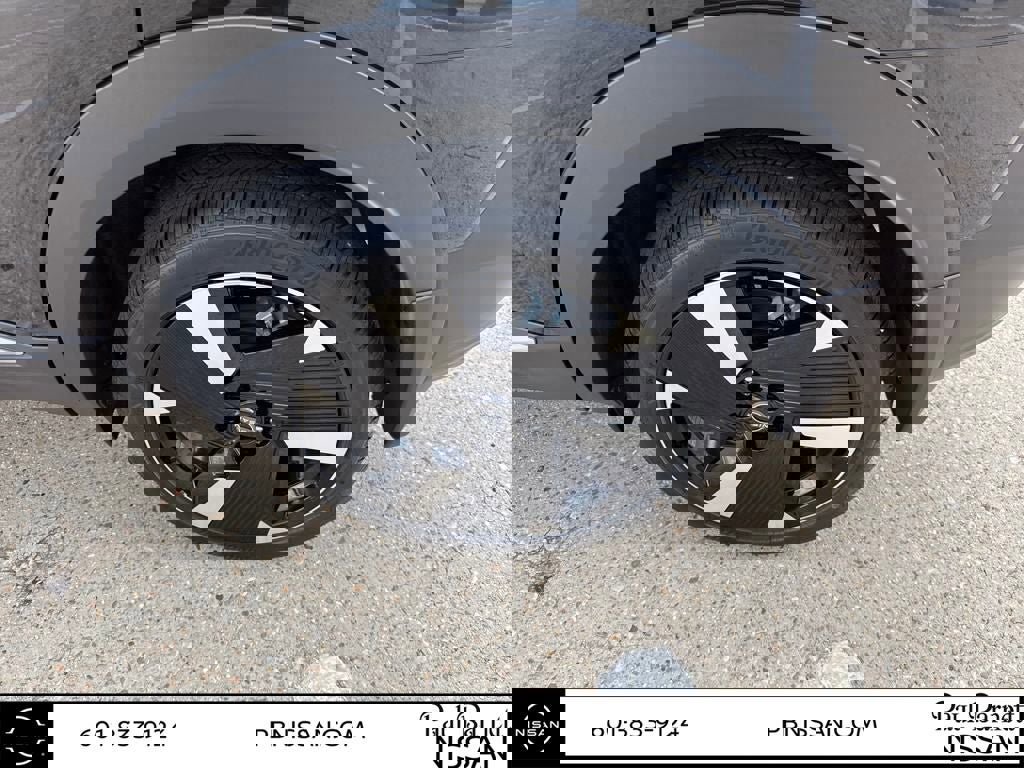 New 2025 Nissan Kicks SR image 26