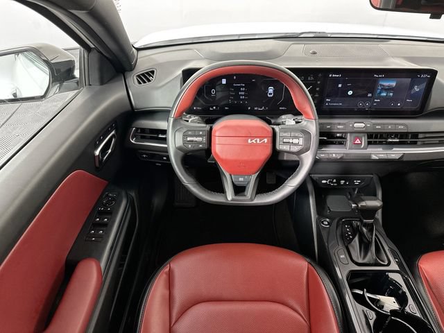 Used 2025 Kia K4 GT-Line w/ GT-Line Premium Package FWD image 11