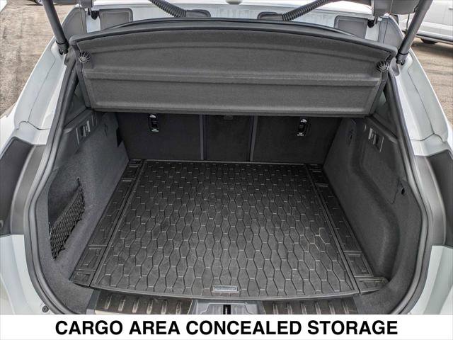 Used 2023 Jaguar F-PACE S image 34