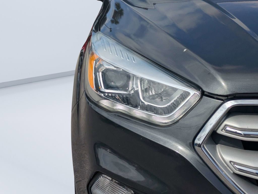 Used 2018 Ford Escape SEL w/ Ford Safe & Smart Package AWD/4WD image 9