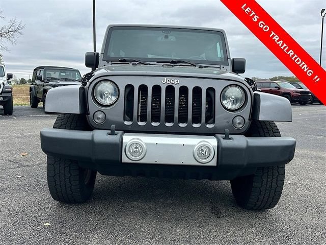 Used 2014 Jeep Wrangler Unlimited Sahara AWD/4WD image 2