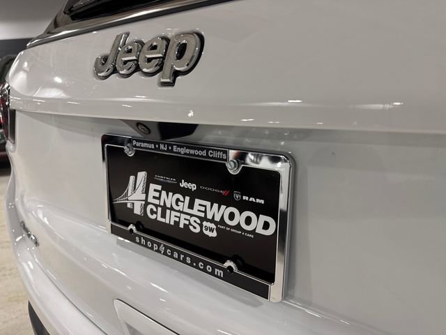 New 2025 Jeep Compass Limited image 7