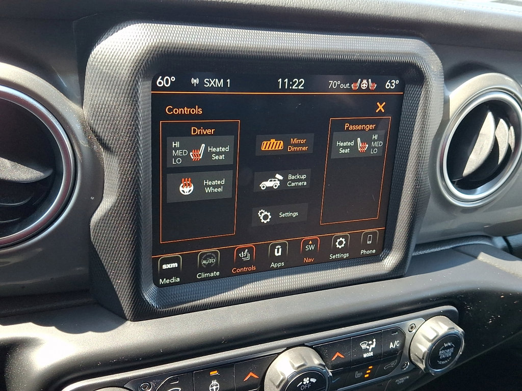 Used 2022 Jeep Wrangler Unlimited Sahara w/ Cold Weather Group AWD/4WD image 30